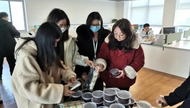 立信｜臘八逢大寒，萬(wàn)事“粥”全。