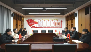 立信丨石門鎮(zhèn)黨委副書記顧春梅一行蒞臨我集團調(diào)研、指導(dǎo)